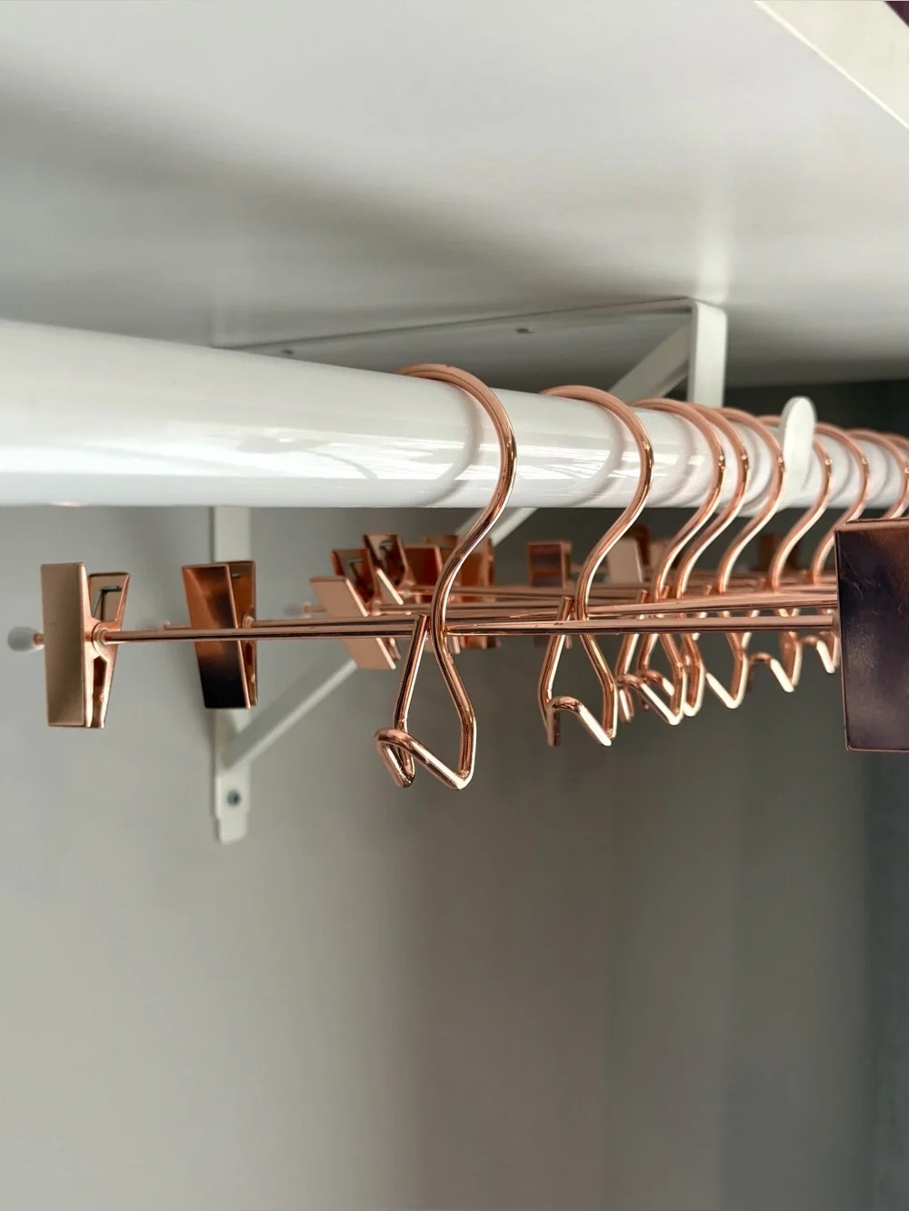 Space Saving Hangers Rose Gold Pink Metal Pant Jean Skirt Clip Clothes -10 Pack